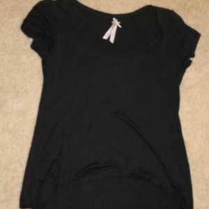 Black t shirt